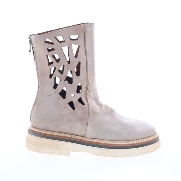 A.S. 98 Womens Idelco Beige Boots (NWT)